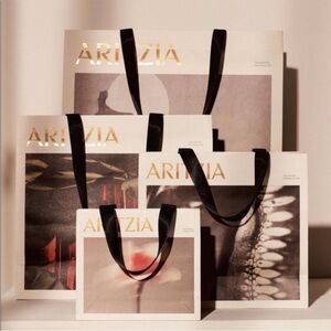 Aritzia Mystery Bundle — $250+ Value!